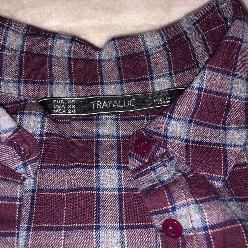 Button Up - Picture 3 of 5